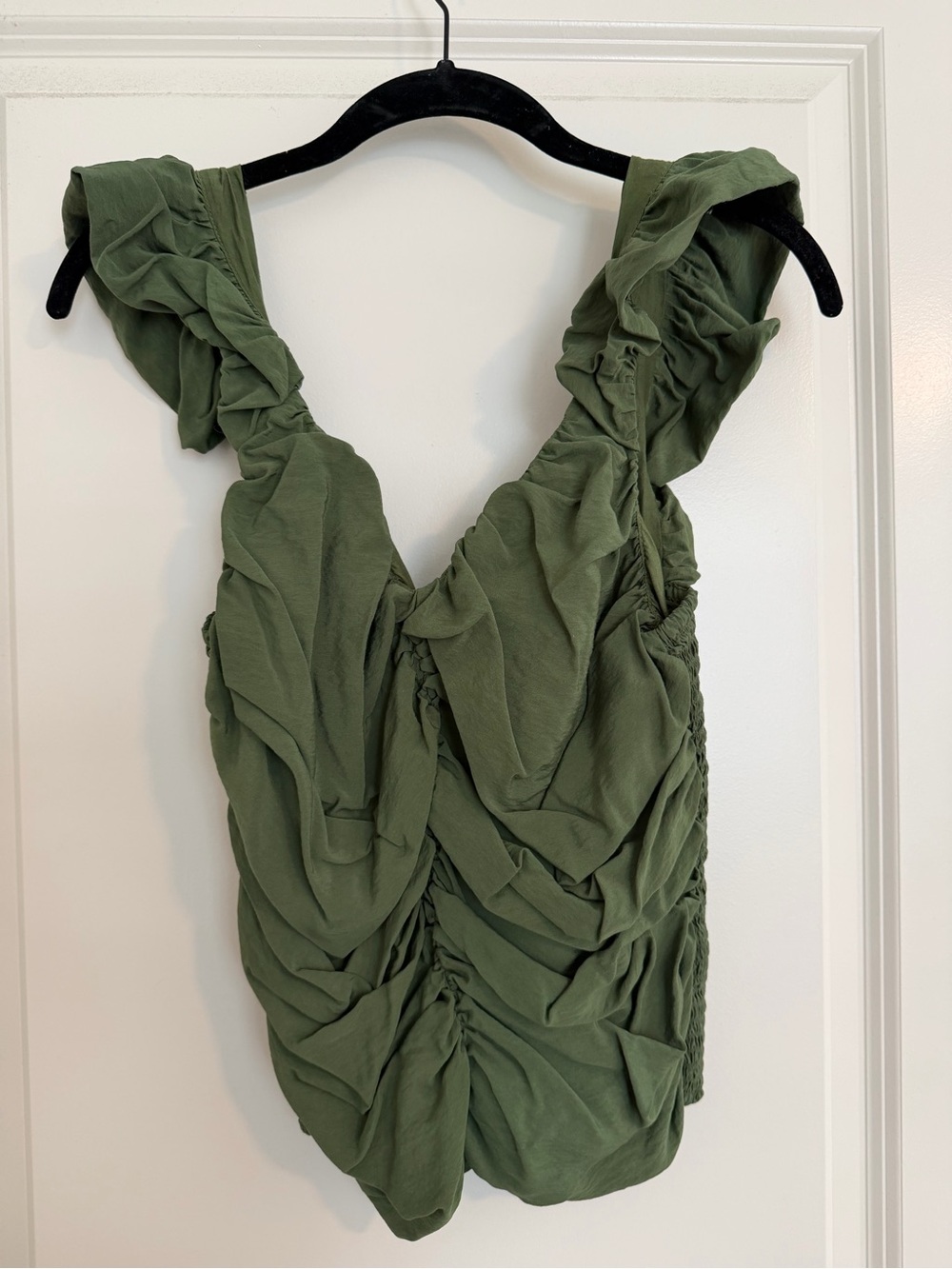 GAP Olive Green Ruffled Sleeveless Top size M